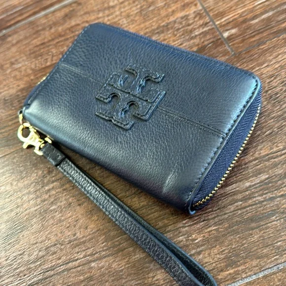 Tory Burch Navy Blue Leather Wristlet Wallet - Picture 3 of 7